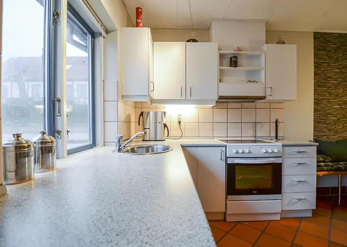 Apartment Three-bedroom In