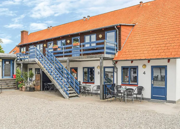 Three-bedroom In Апартаменты